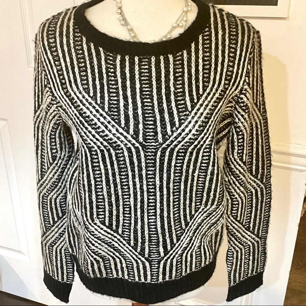 Olive & Oak Black and White Striped Crewneck Sweater